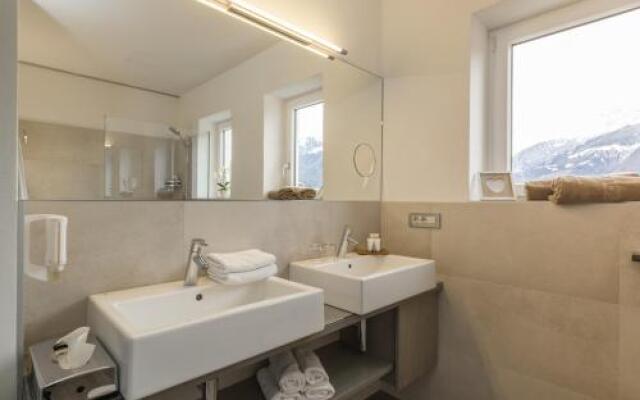 Hotel Schwefelbad (Schenna Resort)