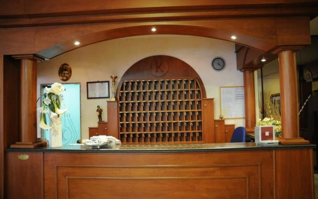 Kiris Hotel