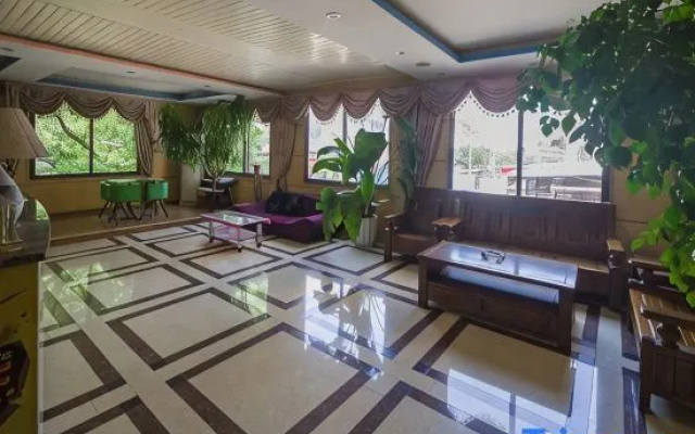 Huawei Hotel (Guangxi Normal University Branch)