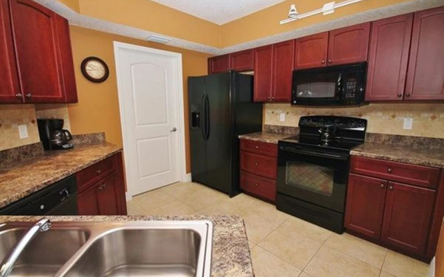 Oceanwalk 12-206 Apartment 2