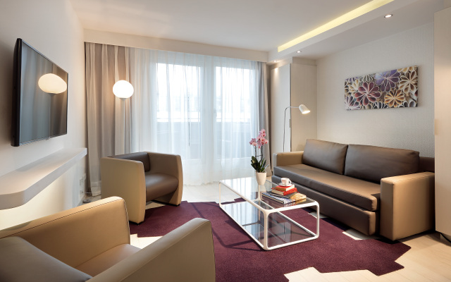 Eurostars Book Hotel
