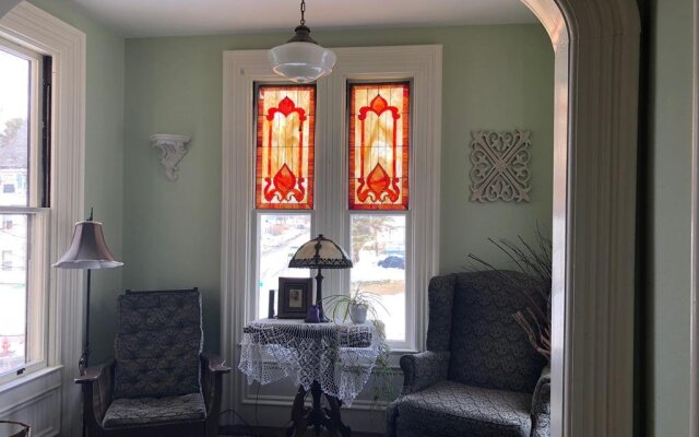 Back Inn Time Bed & Breakfast