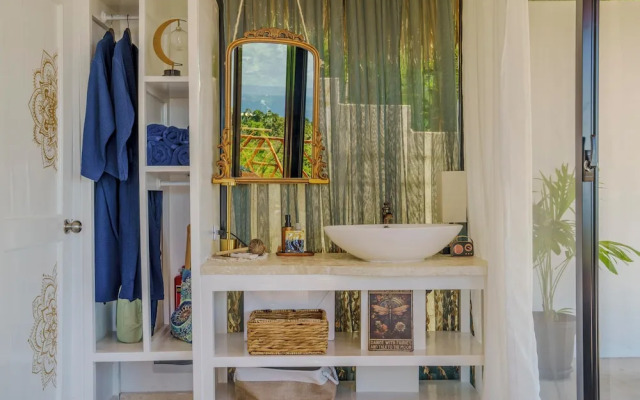 Araya Resort
