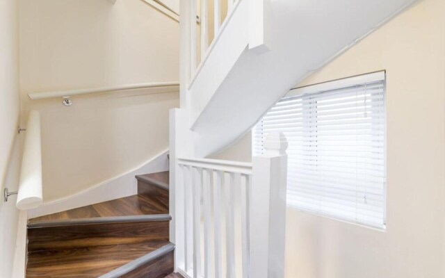 Remarkable 2 Double Bed Ensuite Room Isleworth TW7