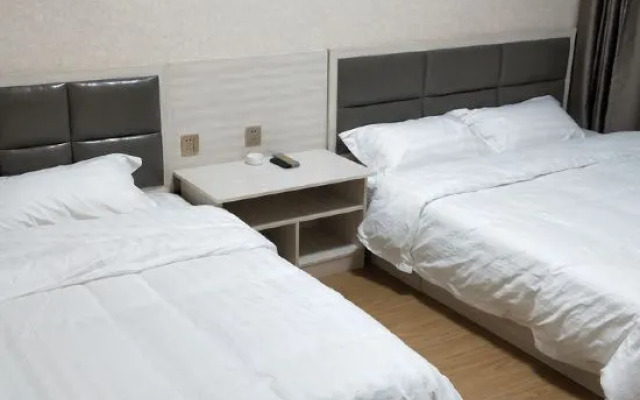 Wanluoyuan Theme Hotel