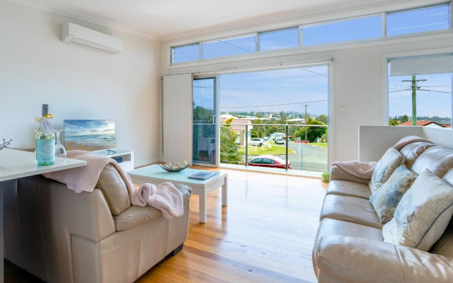 KIAMA SUNRISE Kiama and Surrounds 4pm check out Sundays