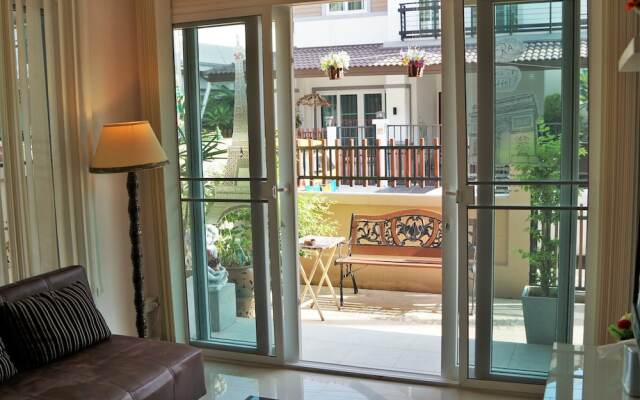 Nantaram Road Guest House