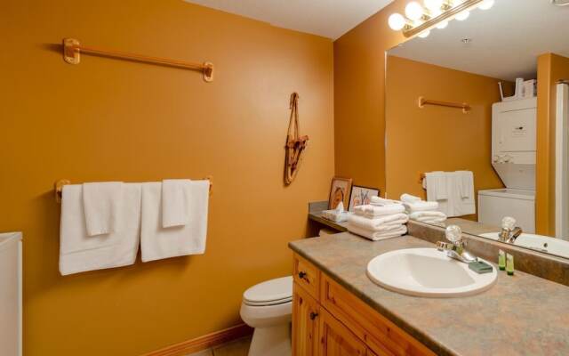 Snow Creek Village #48 By Bear Country