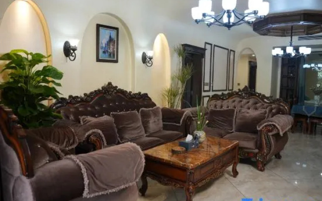 Rubber Tree Villa Homestay (Chongqing West Railway Station Baguocheng)