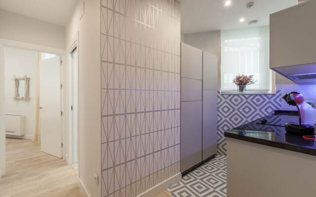 Sevilla Alquila Suites Jardines de Murillo con piscina climatizada