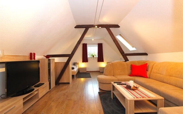 Private Apartment Am Kanal