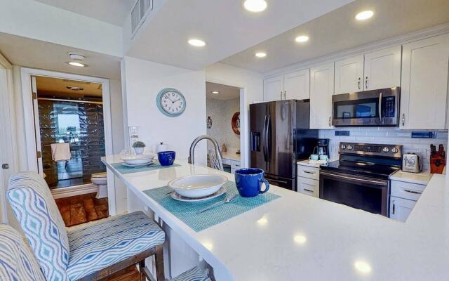 Palm Bay Club 7th-floor Oceanfront Condo on Private Beach