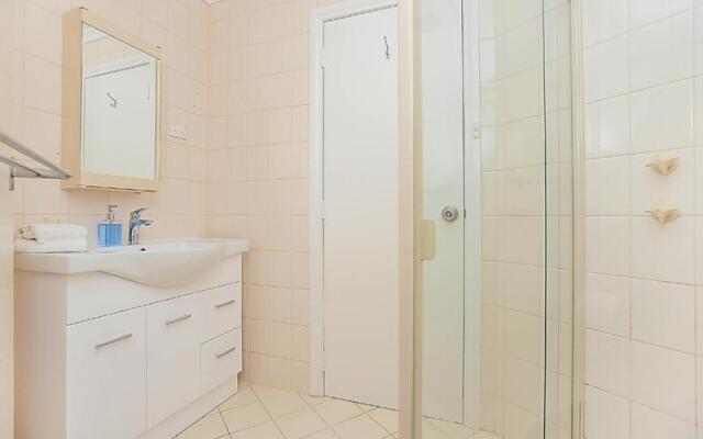 Hi 5 Luxury Holiday Apartments