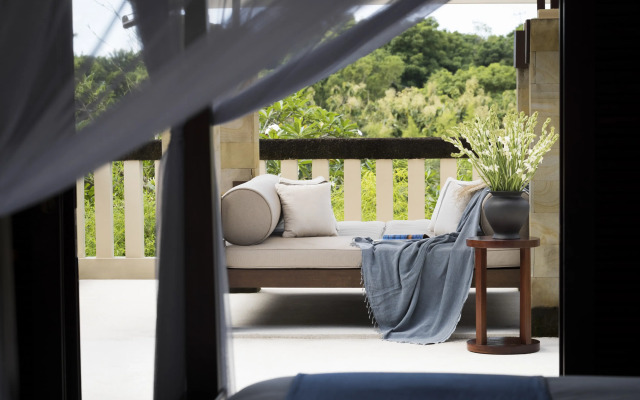 REVĪVŌ Wellness Resort Nusa Dua Bali