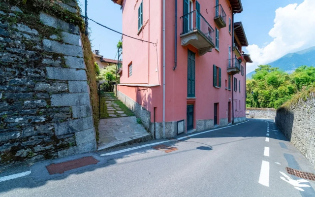 Loppia Secret Mansarda by Wonderful Italy