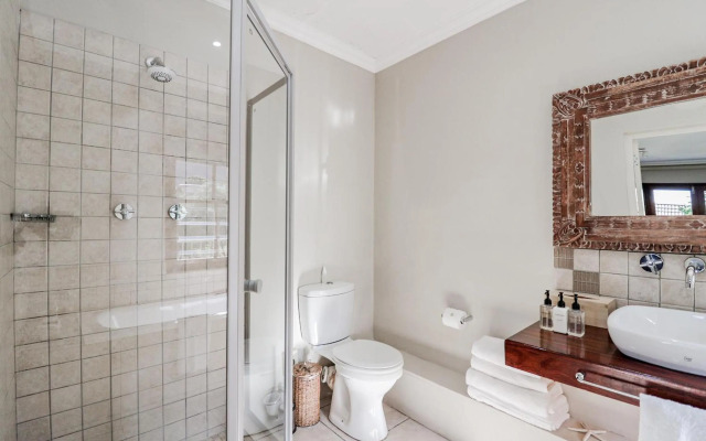 Lavender Manor Guest Lodge