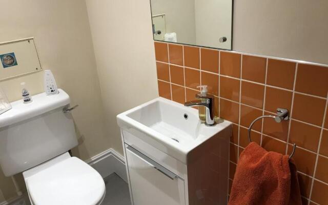Bowden Lodge Hotel