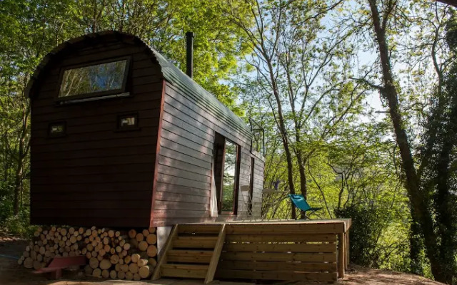 Extraordinary Huts