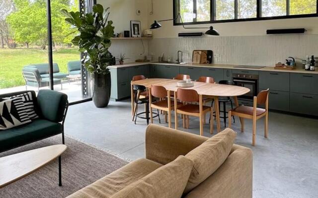 La Maison dans l'Airial, maison d'architecte en pleine nature