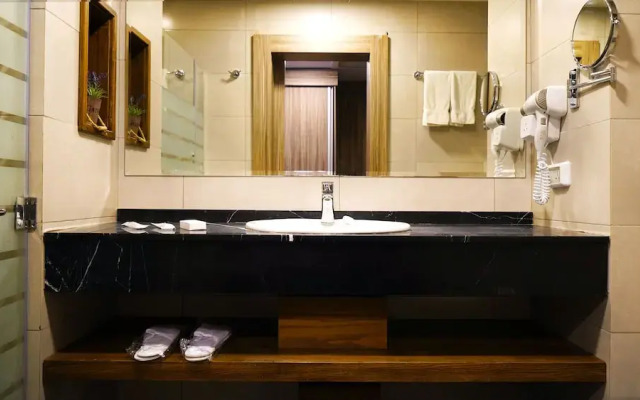Ramada Hotel & Suites Amman