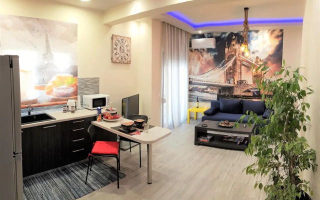 Betty's Central Suite