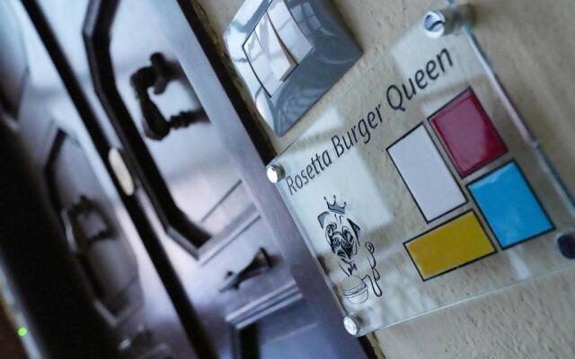 Rosetta Burger Queen