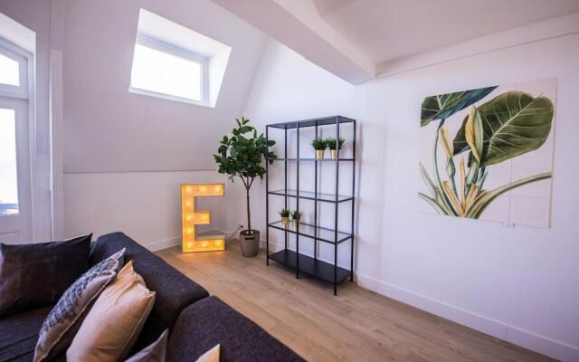 Exceptional 3 Bedroom Serviced Apartment 83m2 -NB304E-