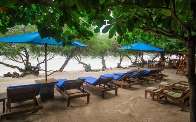 Alam Gili Trawangan by Mahaputra