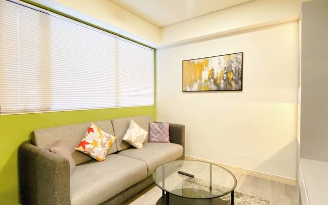 Best Homey 2Br At Meikarta Apartment