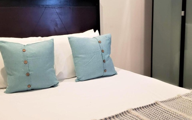 KASA The Lofts of Old San Juan 202 HUGE 2 Bed 2 bath for 6 Interior Terrace — фото 2