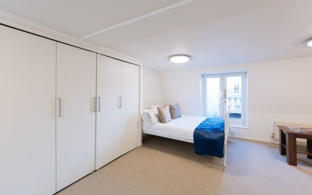 Mayfair Guesthouse