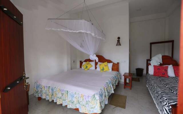 Yoho Cloud Castle Homestay