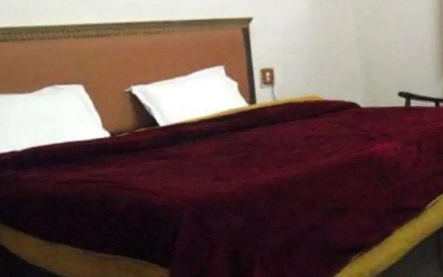 OYO 73821 Hotel Richi Rich