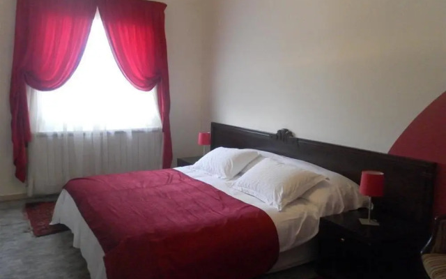 Beit El Kroum Boutique Hotel