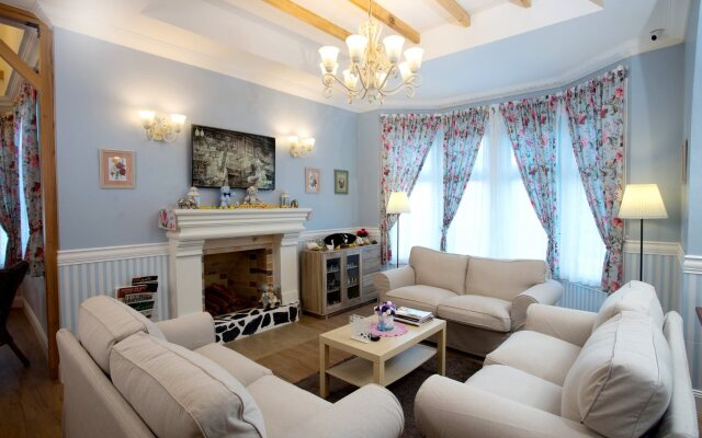 Hillsborough The English Country House Hotel & Leisure