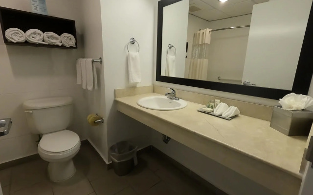 Costa Bahia Hotel & Convention Center