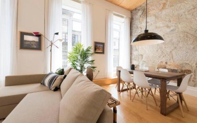 Bmyguest - Downtown Mezzanine Apartment