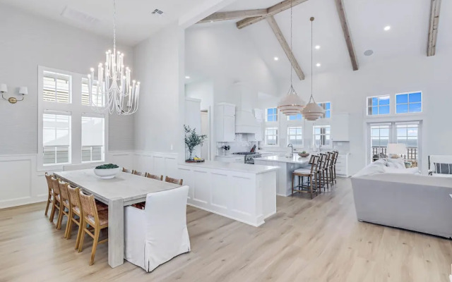 That Beachfront Vibe 140 TUC