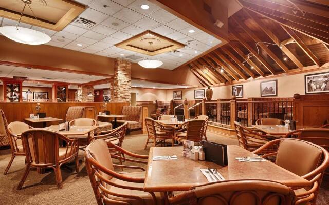 Best Western Plus Coquitlam Inn Convention Centre