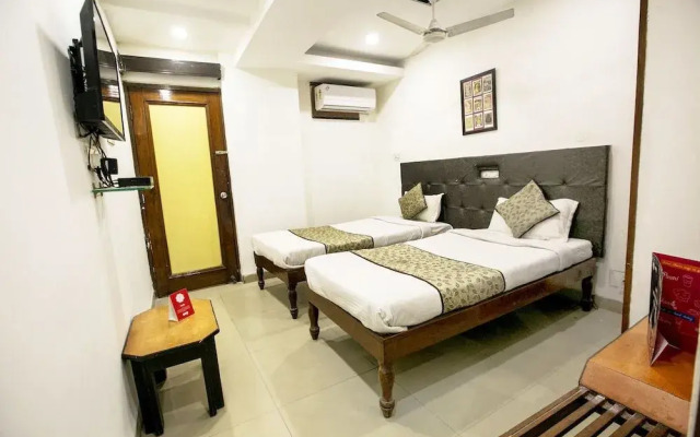 OYO 4287 Hotel Pathik