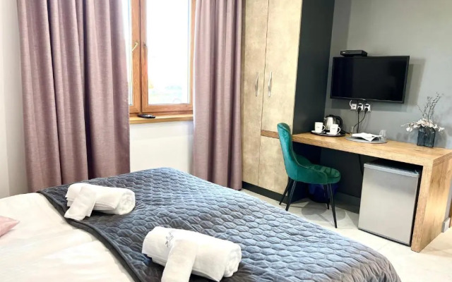 ELFF -Apartamenty i pokoje gościnne