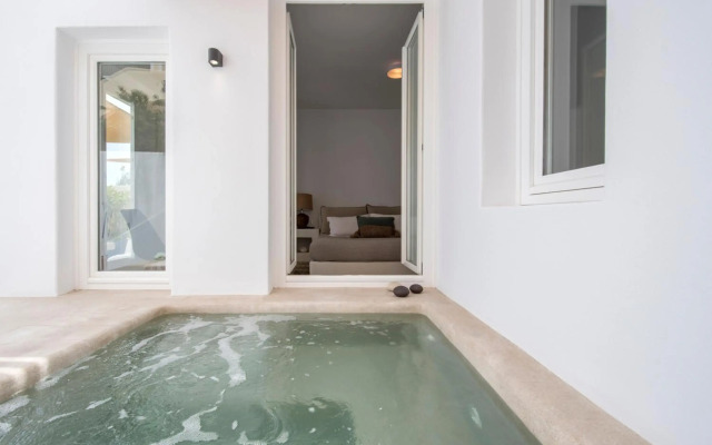 Thiro Villas Santorini