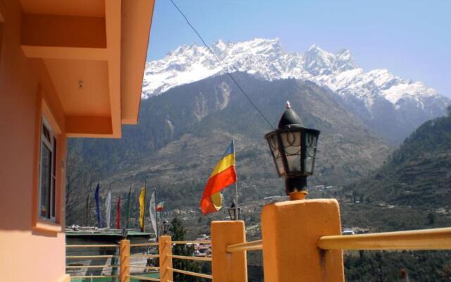 Hotel Tenzing Retreat