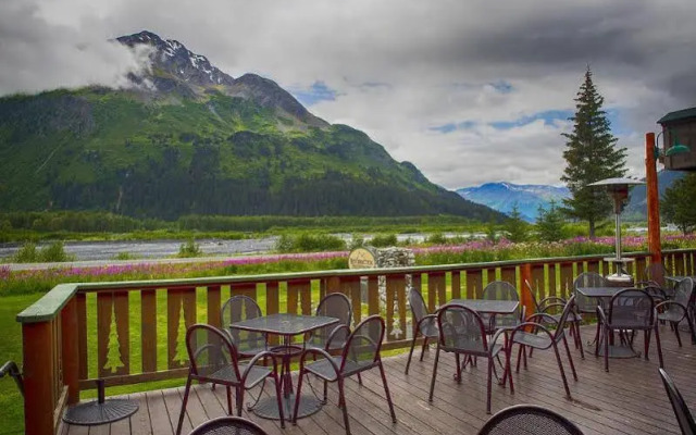 Seward Windsong Lodge