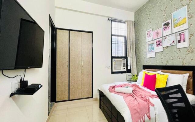 BluO 2BR Jaipur - Lift, Balcony, Parking, Terrace