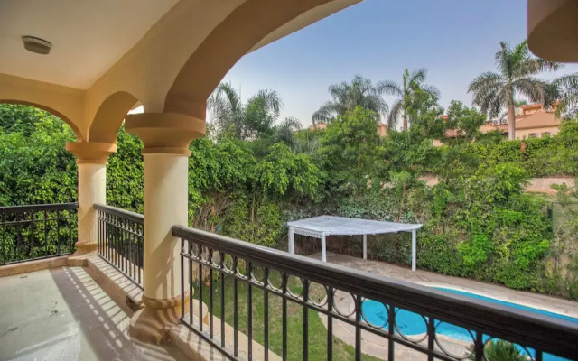 Host Prime Paradise Villa At Rehab City
