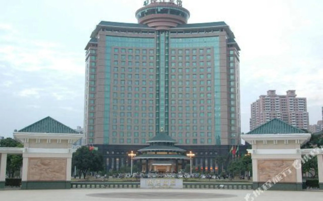 Zhujiang Hotel