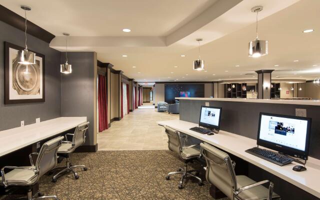 DoubleTree by Hilton Schenectady Downtown