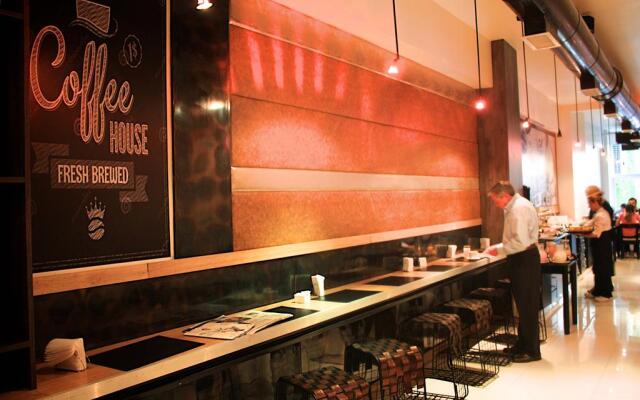 CH Recoleta Suites
