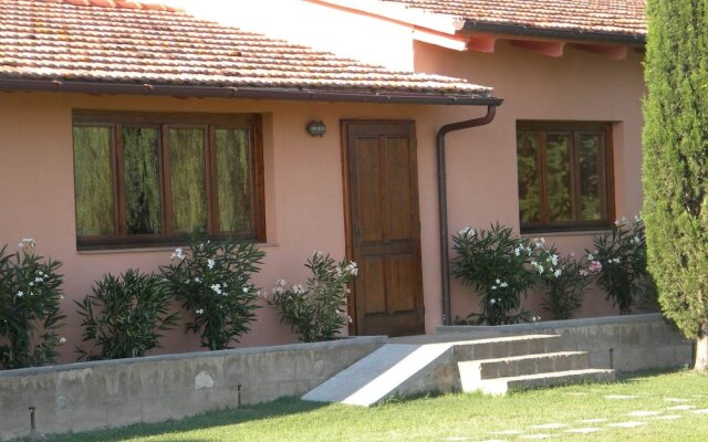 Lovely Apartment in Celle Sul Rigo with Pool